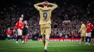 برشلونة يفقد مهـ.ـاجمه في اللحظات الحرجة قبل الكلاسيكو